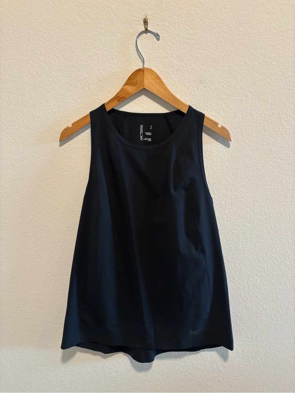 Arc'teryx Women's Black Performance Tank Top Contenta